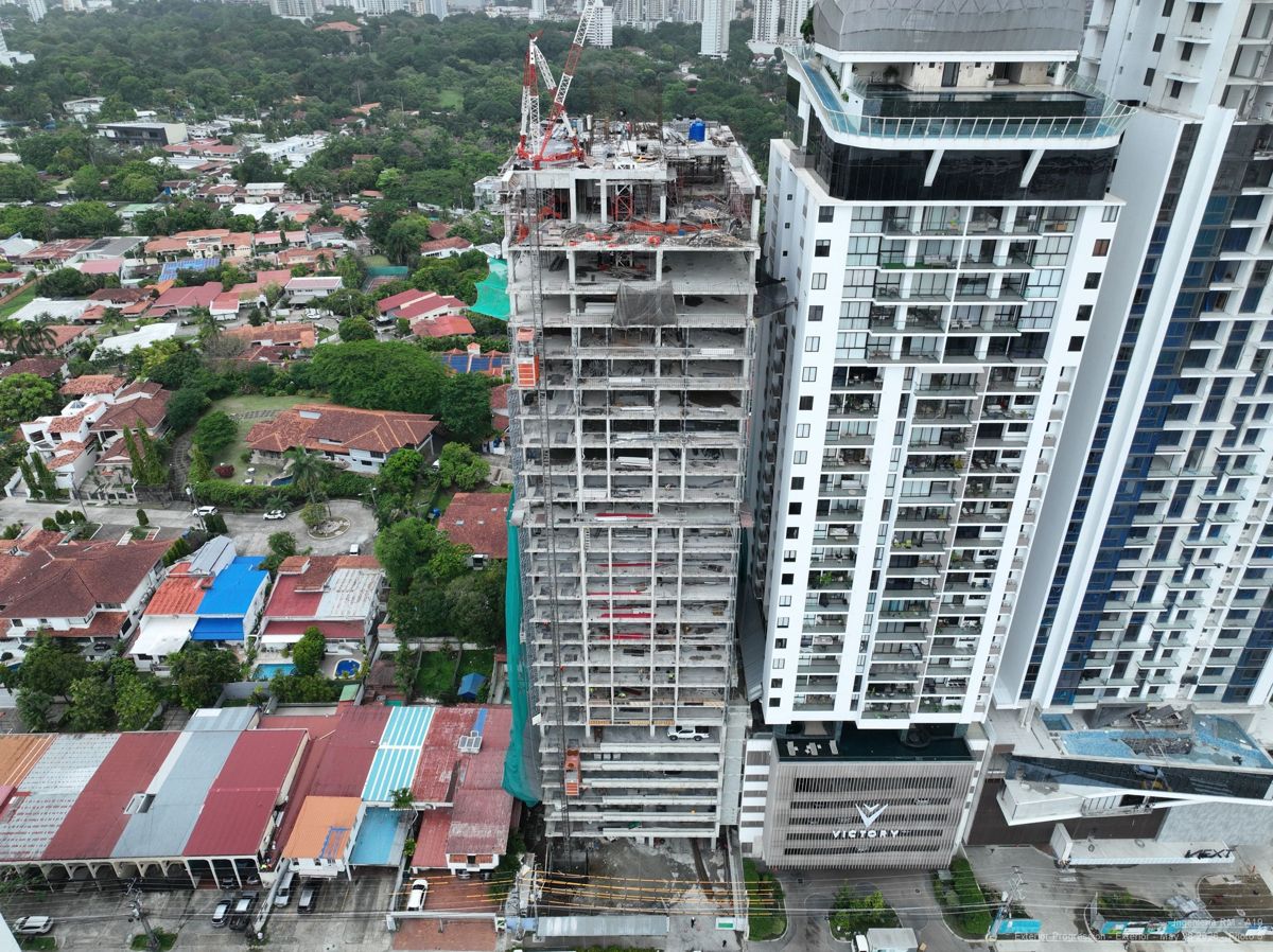 A19 Cincuentenario en construcción
